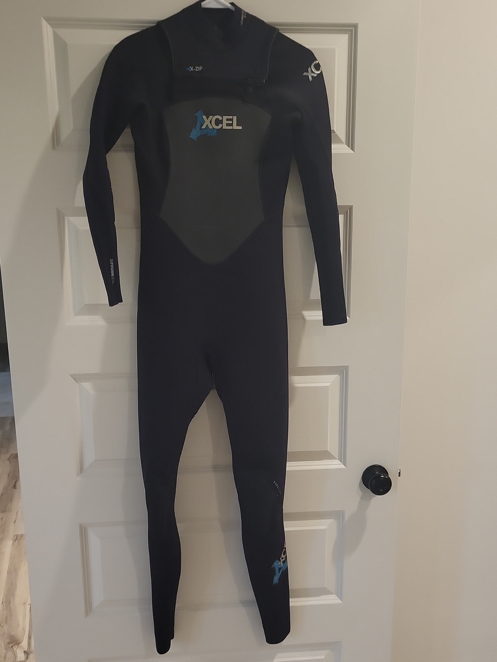 Womens 8T Xcel Black Full-Body Wetsuit One Piece